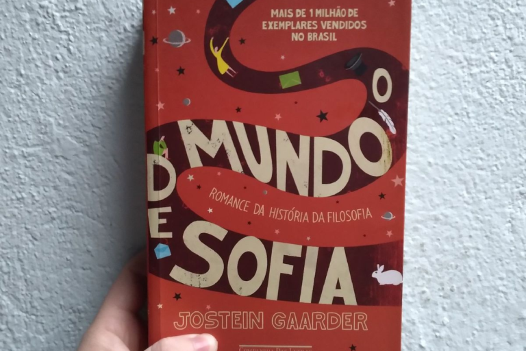 Resumo do Livro O Mundo de Sofia – Escritora de Sucesso